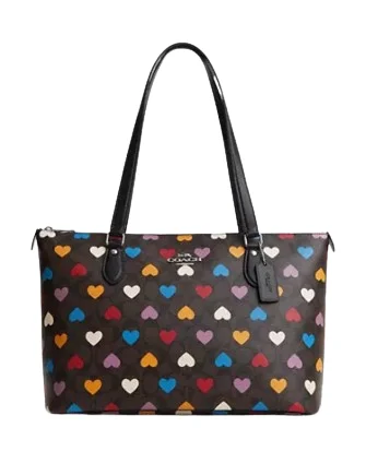 Coach Gallery Tote In Signature Canvas With Heart Print