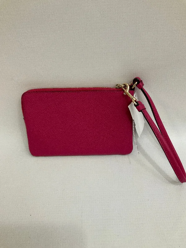 Wristlet Designer By Coach  Size: Small