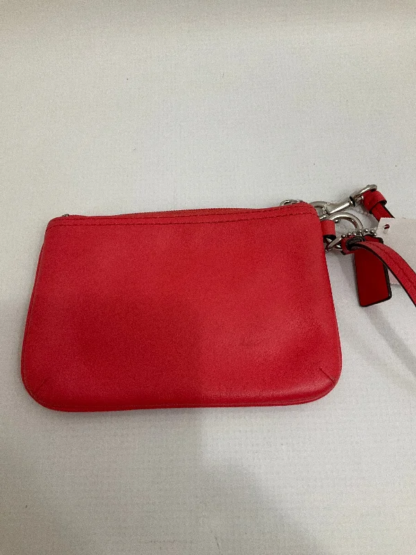 Wristlet Designer By Coach  Size: Small