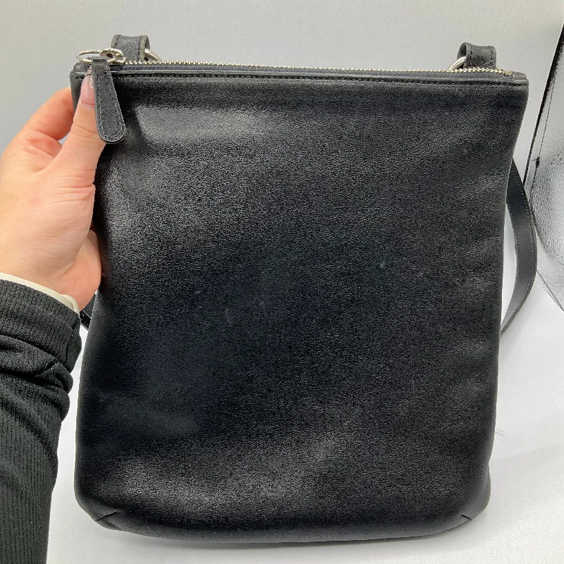 Crossbody Designer By Coach  Size: Medium