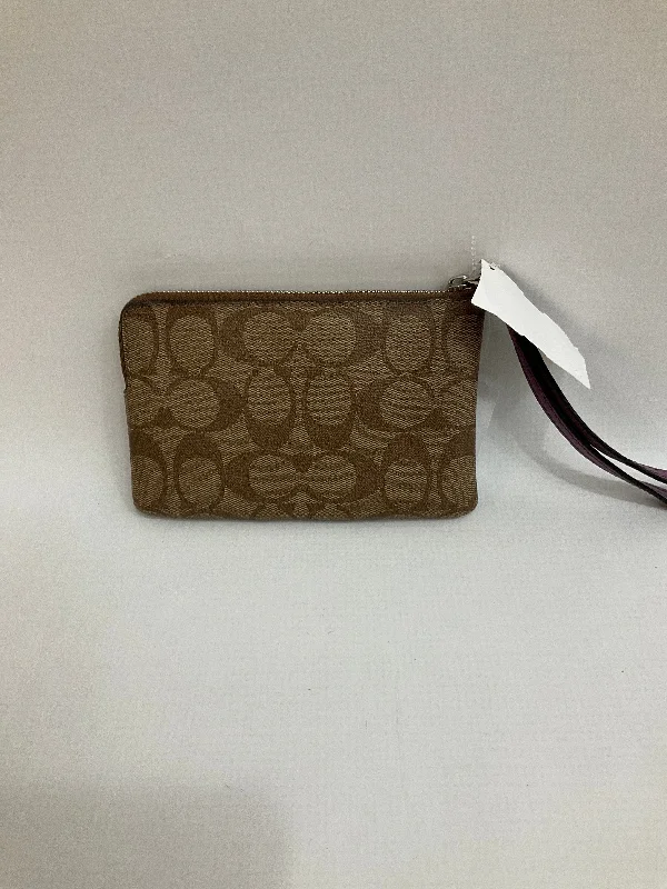 Wallet Designer By Coach  Size: Large