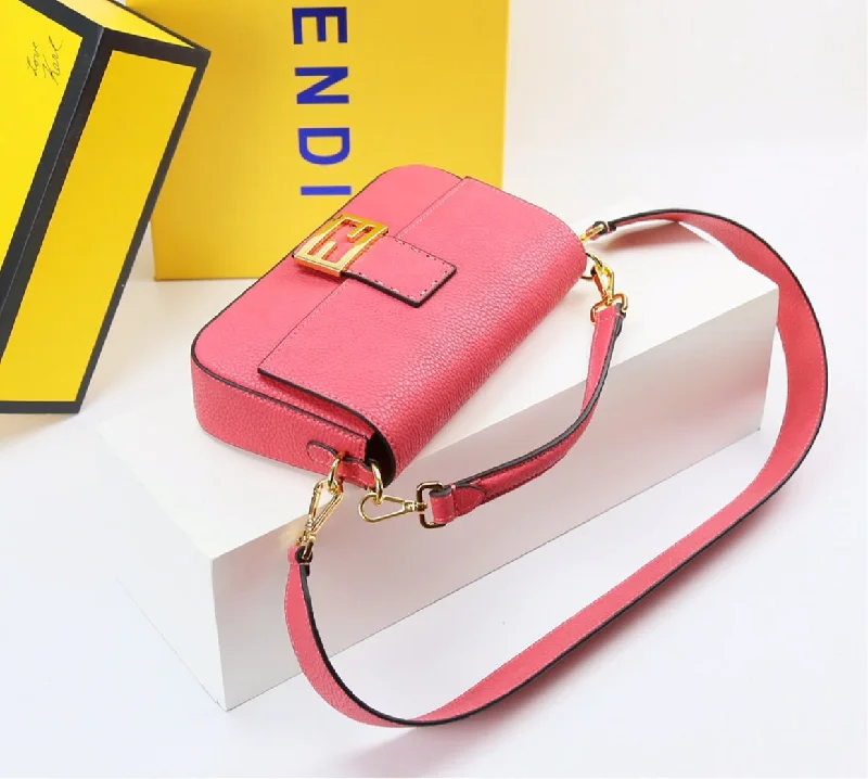 Fendi woman shoulder handbag