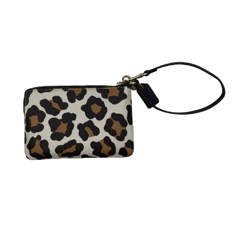 Wristlet Designer By Coach  Size: Small