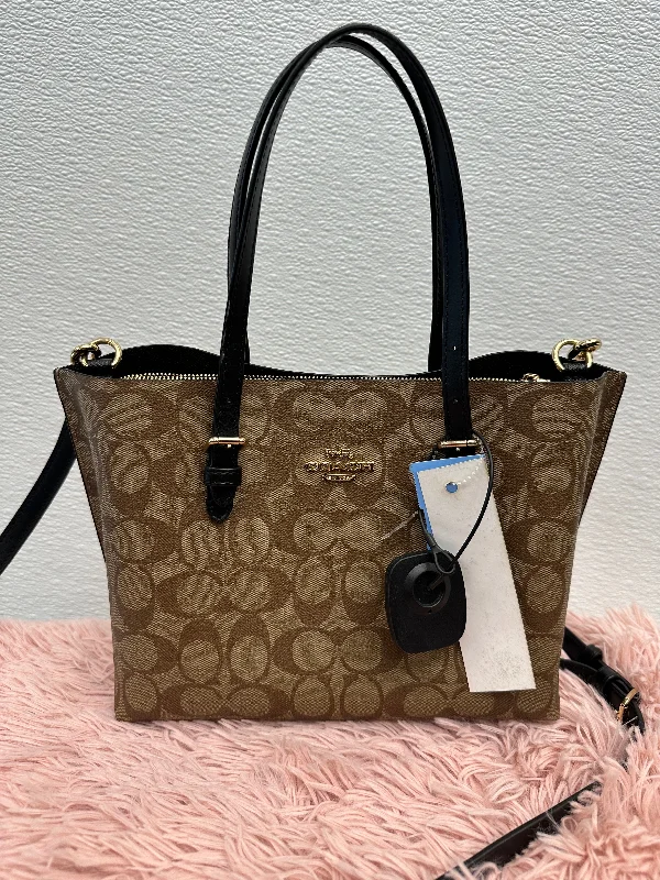 Handbag Designer By Coach  Size: Medium