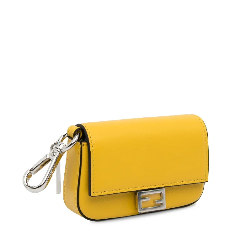 Fendi Nano Baguette (SHG-tPhBCA)