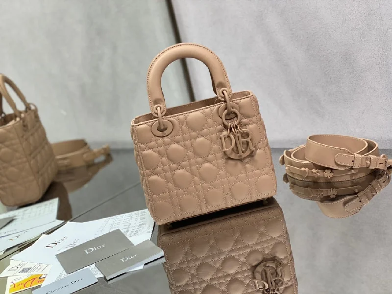 Christian Dior Bags  591