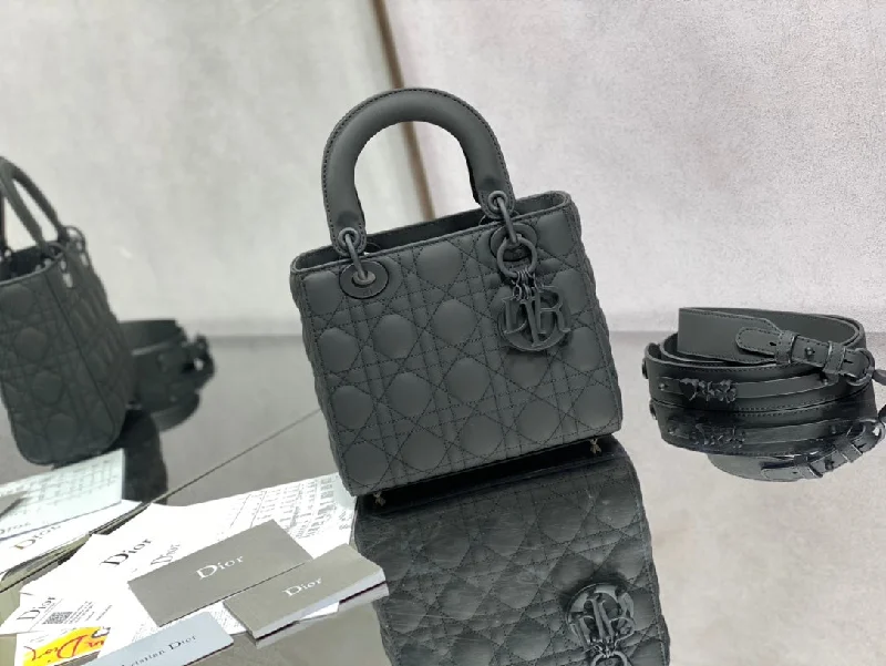 Christian Dior Bags  592