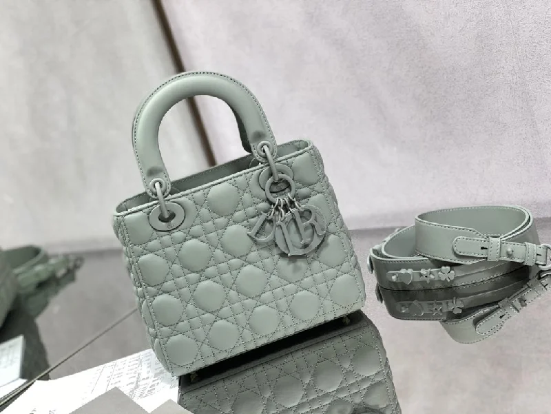 Christian Dior Bags  596