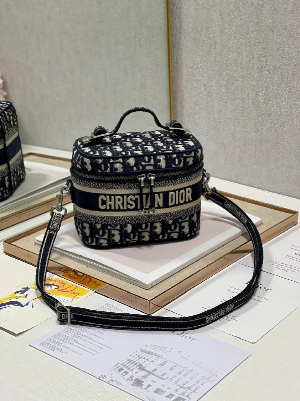 Christian Dior Bags  617