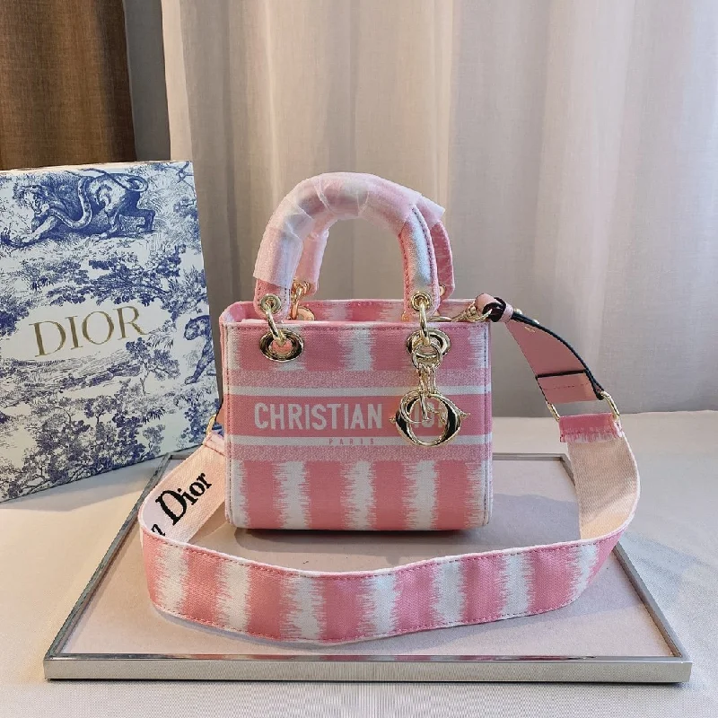 GlitzyBags - Designer bags by Dior 200