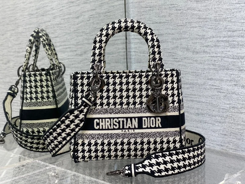 WF - Dior Bag - 282